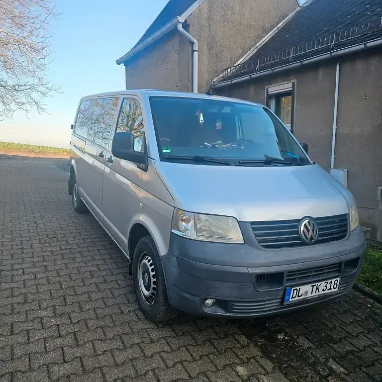 Gebraucht VW Caravelle 174 PS (127 kW) 2008 Silber Van