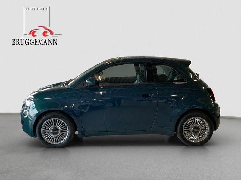 Neu Fiat 500 65 PS (47 kW) 2026 Grün Kleinwagen