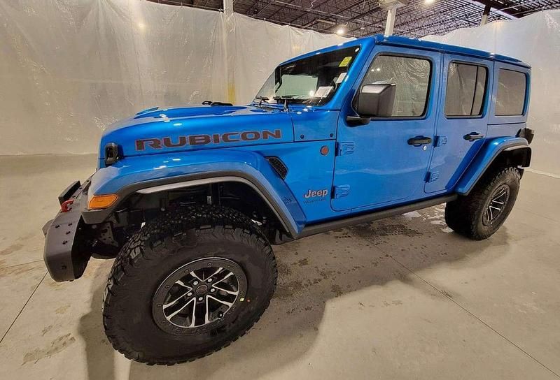 Neu Jeep Wrangler Rubicon 290 PS (213 kW) 2026 Blau SUV
