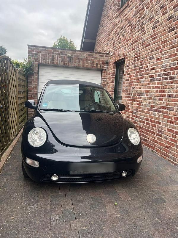 Schwarz Gebraucht 2004 VW Beetle Cabrio | 3.900 € (Etwas zu teuer) - Bild 1/4