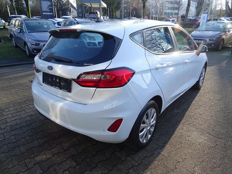 Gebraucht Ford Fiesta Cool & Connect 101 PS (74 kW) 2022 Weiß