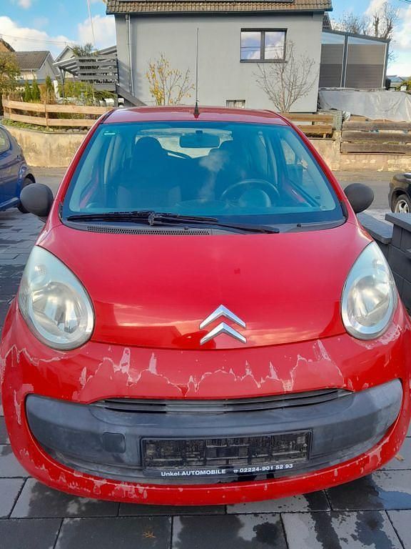Rot Gebraucht 2008 Citroën C1 Kleinwagen | 1.199 € (Guter Preis) - Bild 1/4
