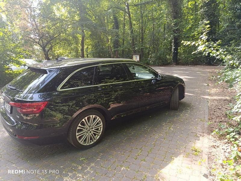 Gebraucht Audi A4 Sport 190 PS (139 kW) 2017 Schwarz Kombi