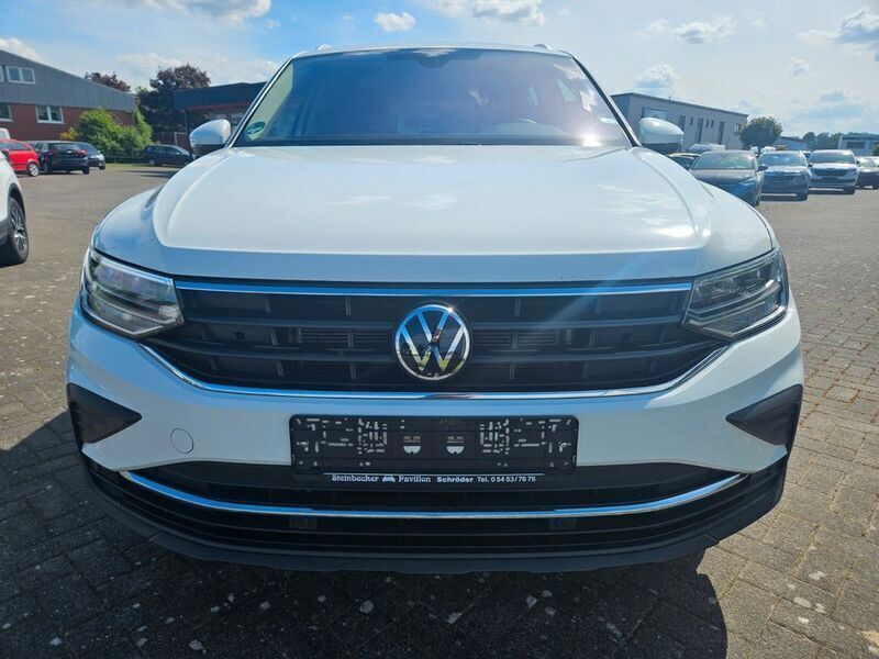 Gebraucht VW Tiguan Move 150 PS (110 kW) 2023 Pure white SUV