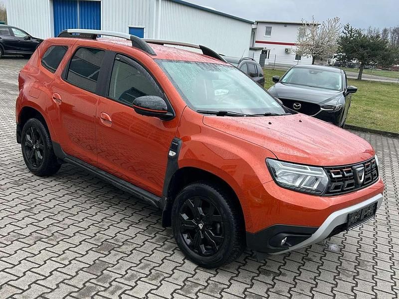 Gebraucht Dacia Duster Extreme 114 PS (83 kW) 2022 Orange arizona SUV