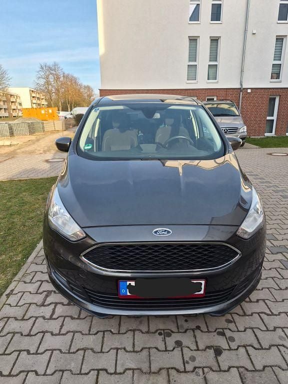 Gebraucht Ford Grand C-Max Ambiente 125 PS (91 kW) 2016 Grau Van / Kleinbus