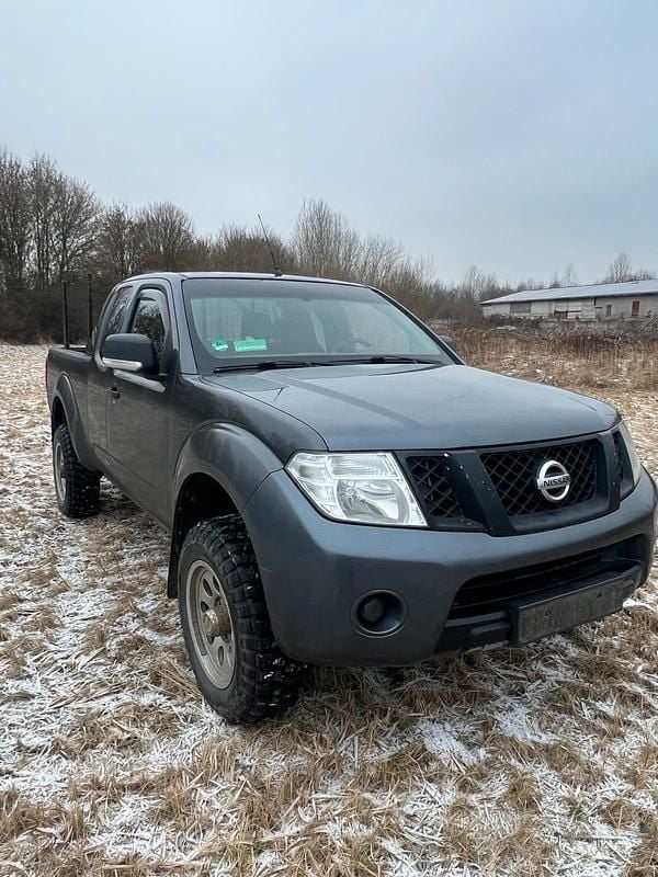 Gebraucht Nissan Navara 190 PS (139 kW) 2011 Grau Pickup