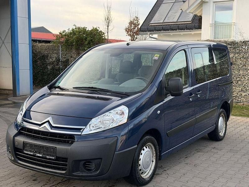 Second-hand Citroën Jumpy 120 CP (88 kW) 2011 Albastru Monovolum