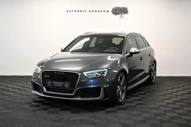 Gebraucht Audi RS3 Sport 367 PS (269 kW) 2015 Grau Limousine