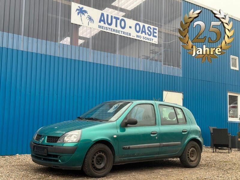 Grün Gebraucht 2004 Renault Clio II Authentique Kleinwagen | 590 € (Guter Preis) - Bild 1/3