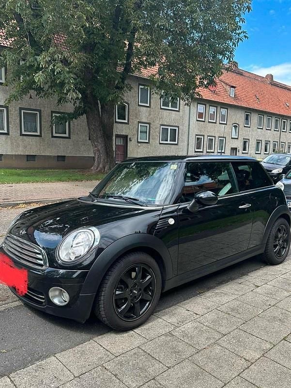 Schwarz Gebraucht 2010 Mini Cooper Kleinwagen | 4.300 € (Superpreis) - Bild 1/4