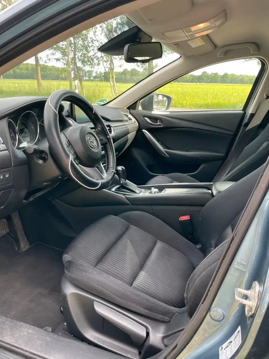 Gebraucht Mazda 6 175 PS (128 kW) 2015 Blau Limousine
