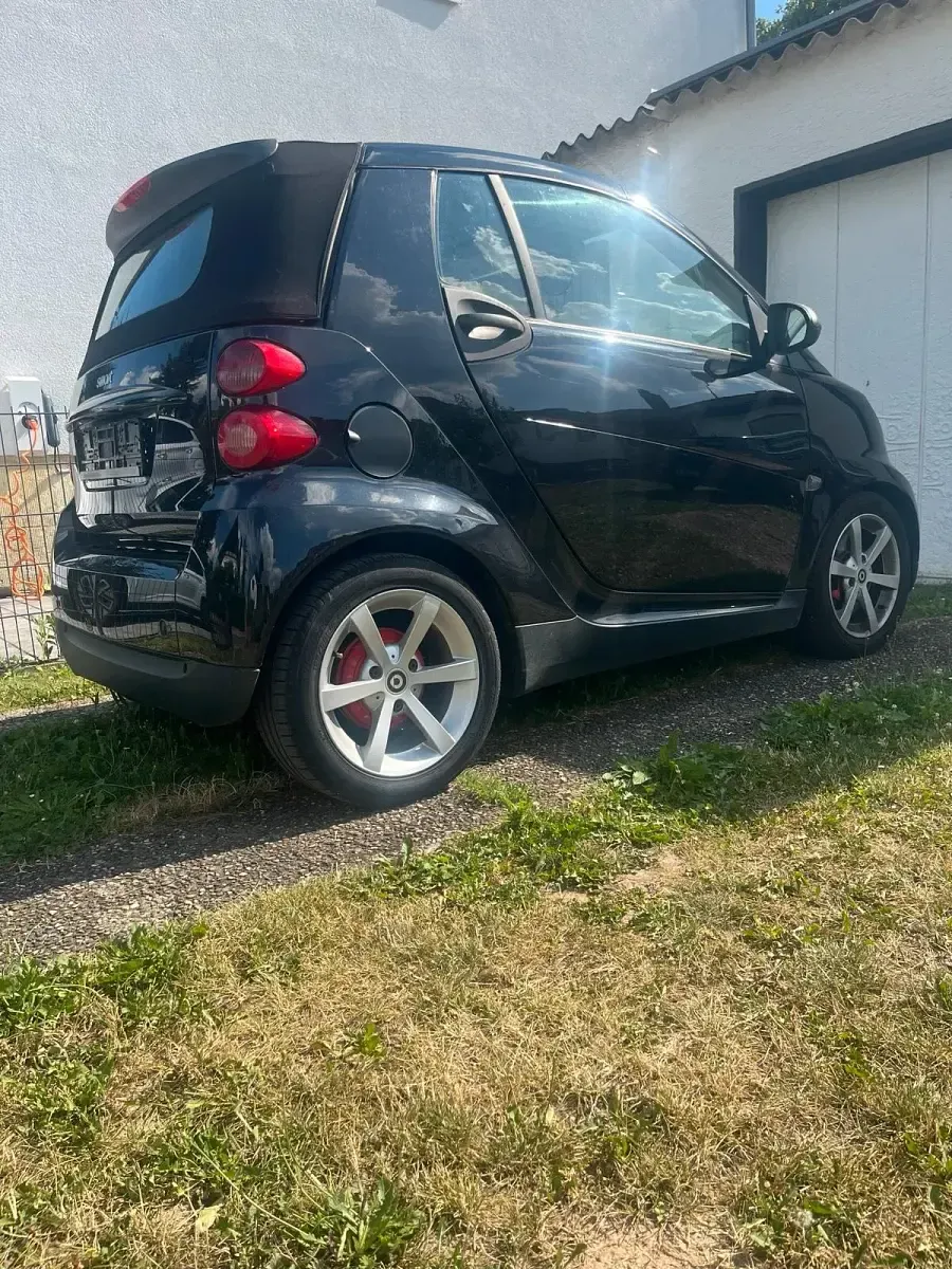 Gebraucht Smart ForTwo Cabrio 71 PS (52 kW) 2007 Schwarz Cabrio