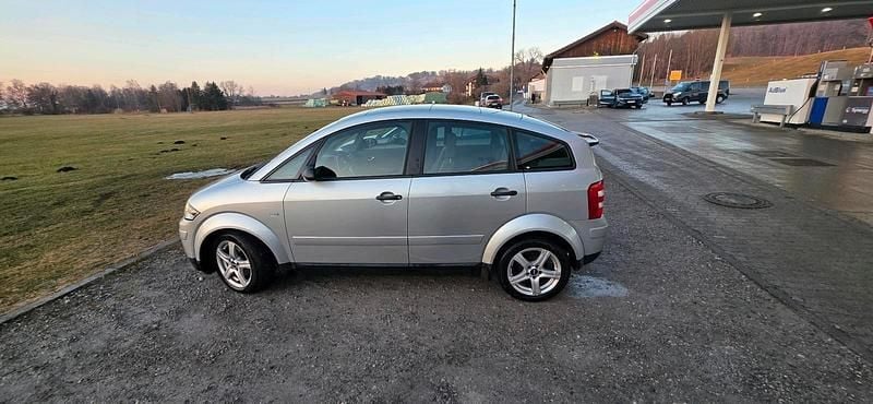 Gebraucht Audi A2 85 PS (62 kW) 2001 Silber Kleinwagen