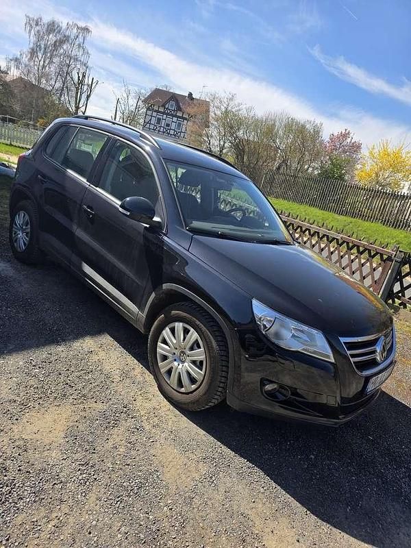 Gebraucht VW Tiguan Freestyle 150 PS (110 kW) 2011 Schwarz SUV
