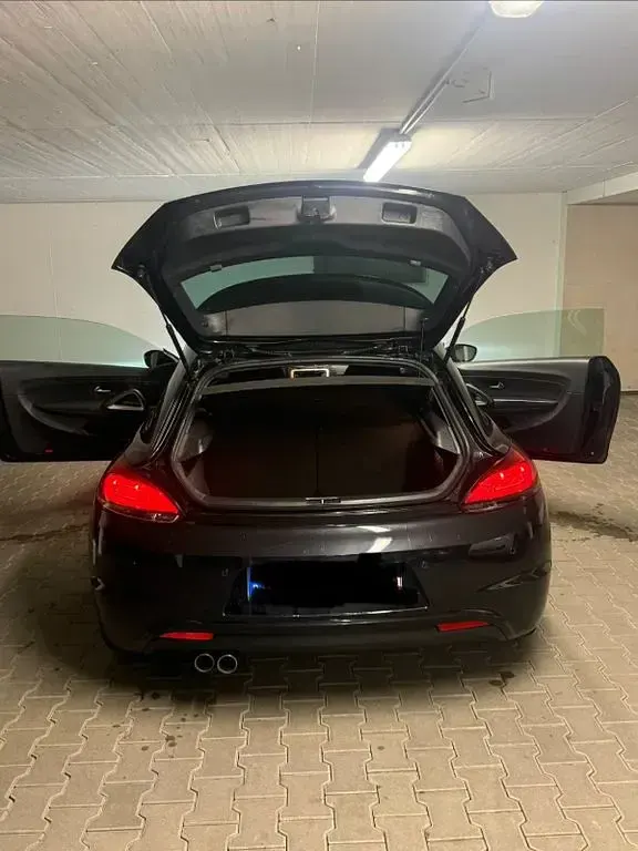 Gebraucht VW Scirocco Sport 177 PS (130 kW) 2013 Schwarz Coupé