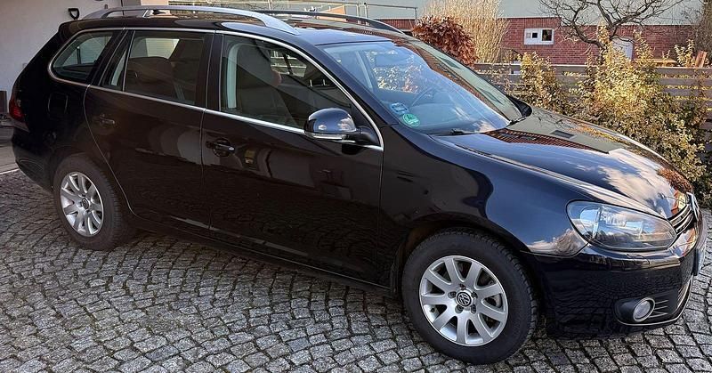 Gebraucht VW Golf V Highline 122 PS (89 kW) 2009 Schwarz Kombi