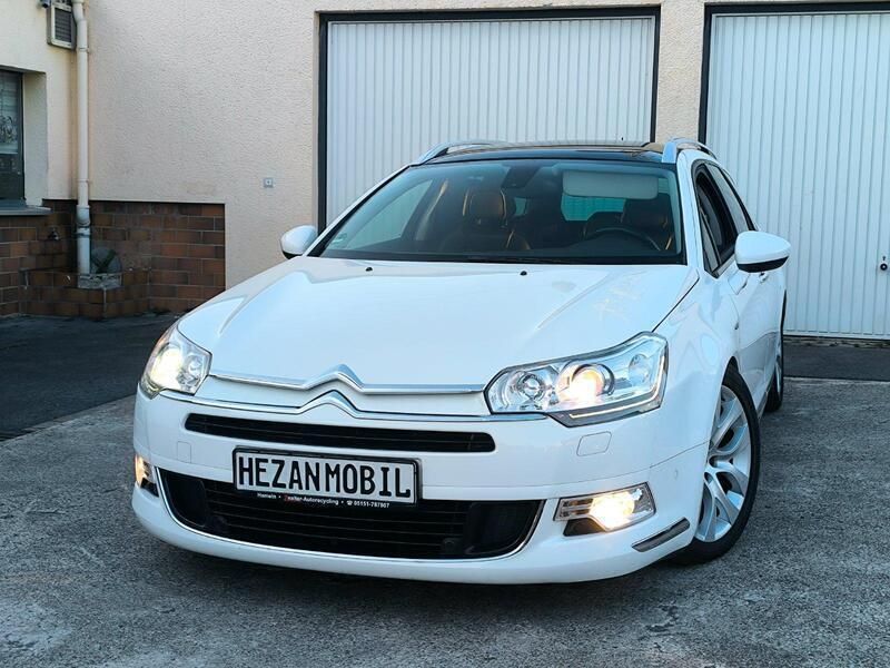Weiß Gebraucht 2012 Citroën C5 Exclusive Kombi | 5.499 € (Guter Preis) - Bild 1/4