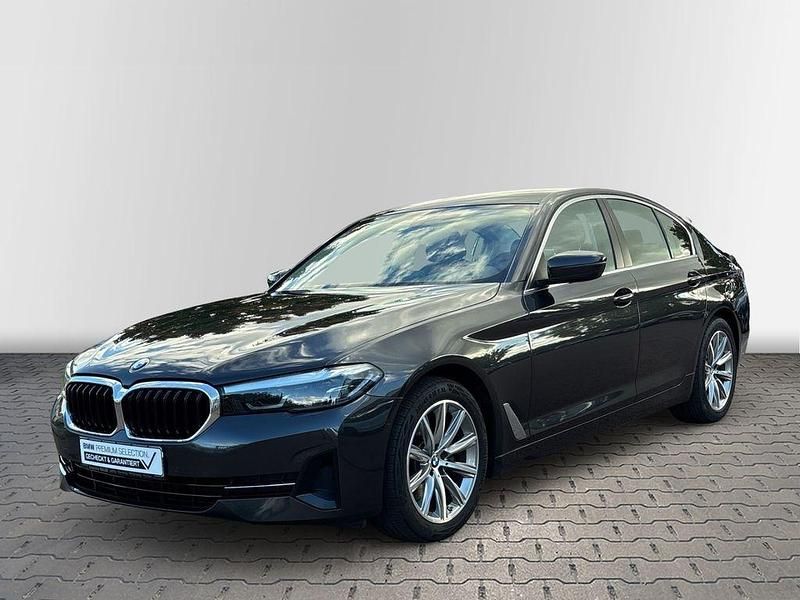Gebraucht BMW 520 Sport Line 184 PS (135 kW) 2021 Grau Limousine