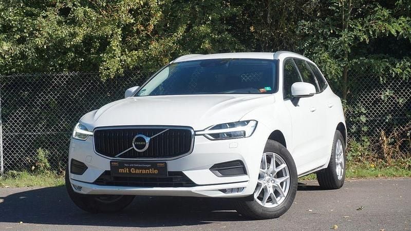 Weiß Gebraucht 2020 Volvo XC60 Momentum SUV | 23.900 € (Superpreis) - Bild 1/4