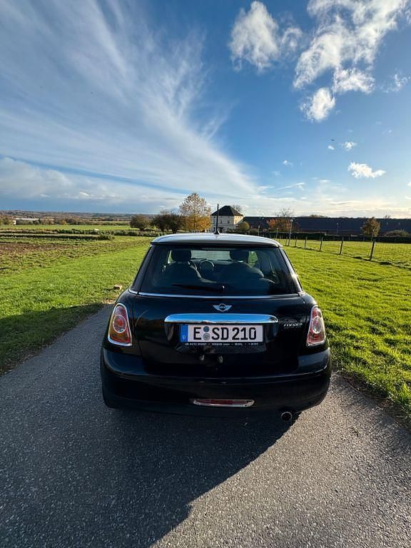 Gebraucht Mini Cooper 122 PS (89 kW) 2011 Schwarz Kleinwagen