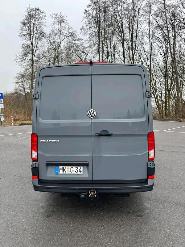 Gebraucht VW Crafter 140 PS (102 kW) 2019 Grau Van