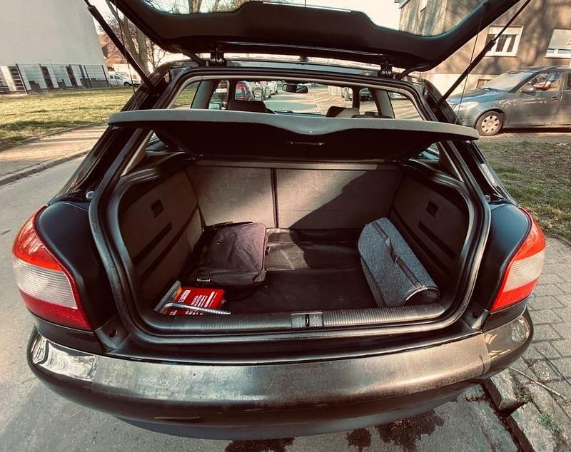 Gebraucht Audi A3 Sport 102 PS (75 kW) 2002 Schwarz Kleinwagen