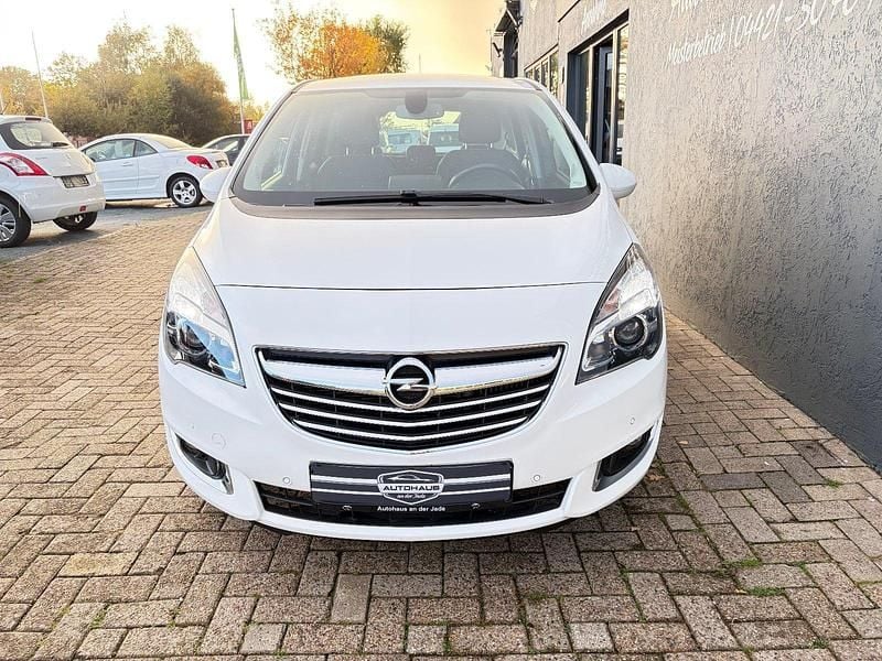 Gebraucht Opel Meriva Innovation 140 PS (102 kW) 2017 Schneeweiss/summitwhite/arctic Van / Kleinbus