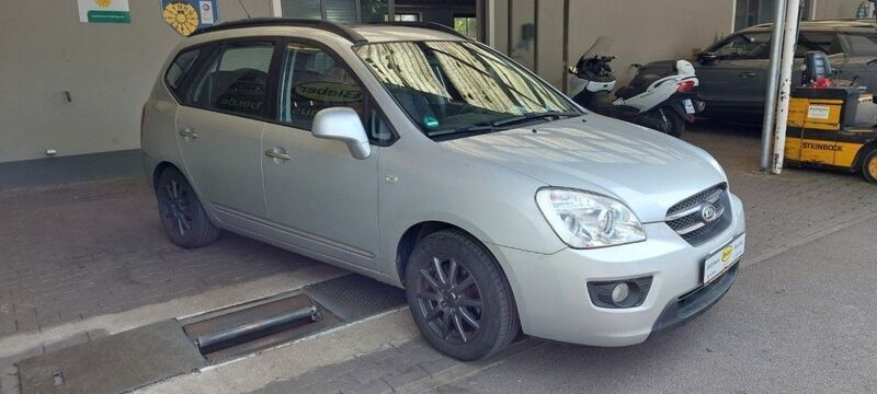 Gebraucht Kia Carens EX 144 PS (105 kW) 2009 Fine silver Van / Kleinbus