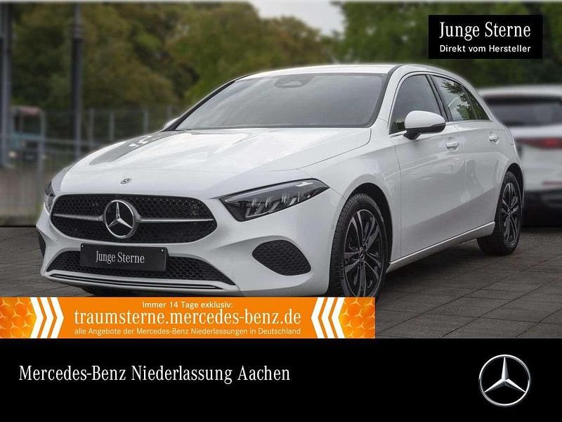Polarweiß Gebraucht 2024 Mercedes A180 Progressive Limousine | 27.290 € (Guter Preis) - Bild 1/3
