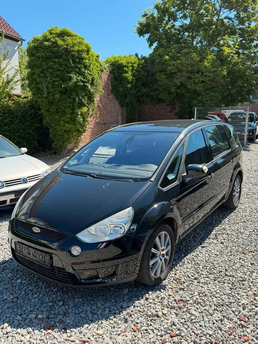 Gebraucht Ford S-MAX S 175 PS (128 kW) 2009 Schwarz Van / Kleinbus