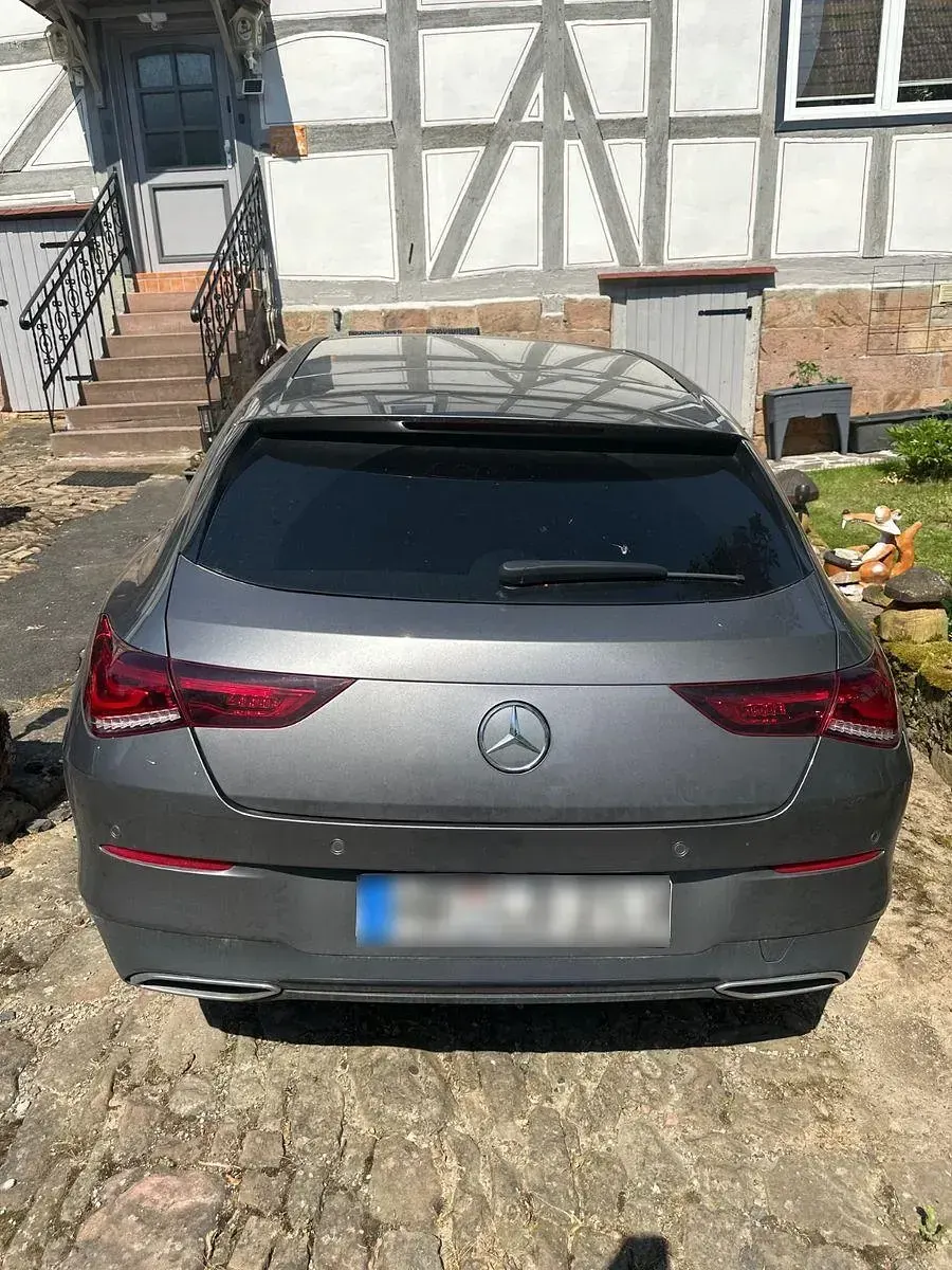 Gebraucht Mercedes 200 150 PS (110 kW) 2022 Grau Limousine