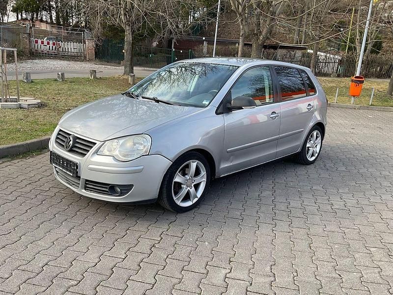 Gebraucht VW Polo 80 PS (58 kW) 2007 Grau Kleinwagen