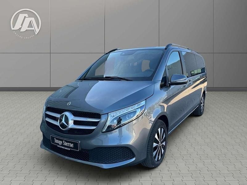 Gebraucht Mercedes V300 237 PS (174 kW) 2022 Selenitgrau Van / Kleinbus