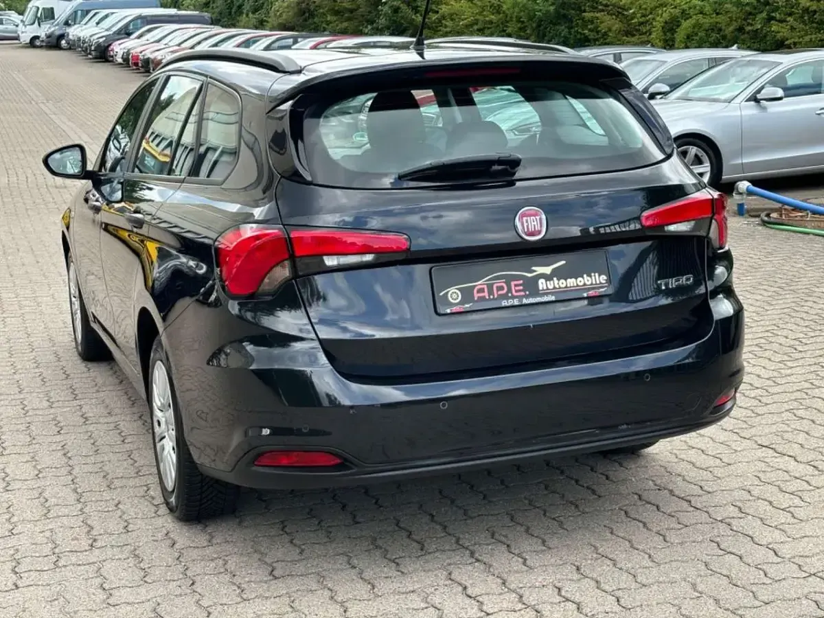 Gebraucht Fiat Tipo Pop 95 PS (69 kW) 2017 Colore esterno (new nero (vr7 Kombi