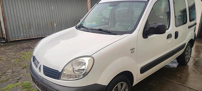 Weiß Gebraucht 2009 Renault Kangoo Van / Kleinbus | 1.800 € (Superpreis) - Bild 1/4