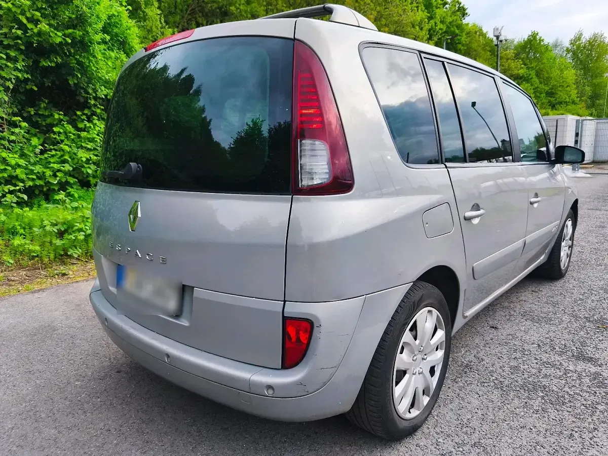 Second-hand Renault Espace 150 CP (110 kW) 2007 Argintiu Monovolum