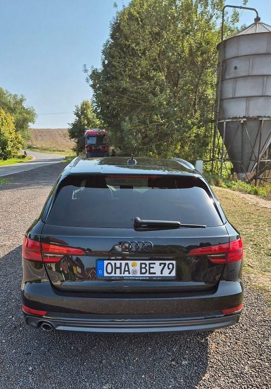 Gebraucht Audi A4 S-Line 150 PS (110 kW) 2016 Schwarz Kombi