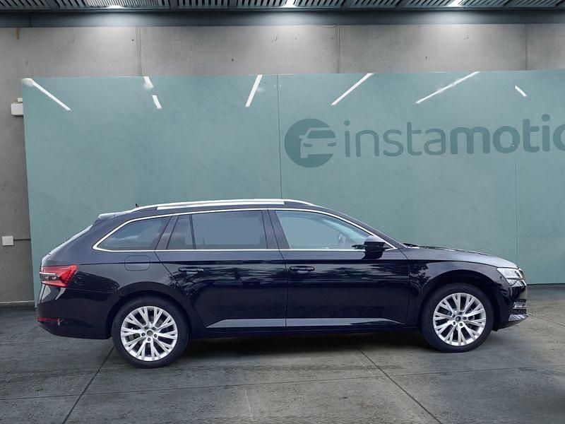 Gebraucht Skoda Superb 150 PS (110 kW) 2023 Schwarz Kombi