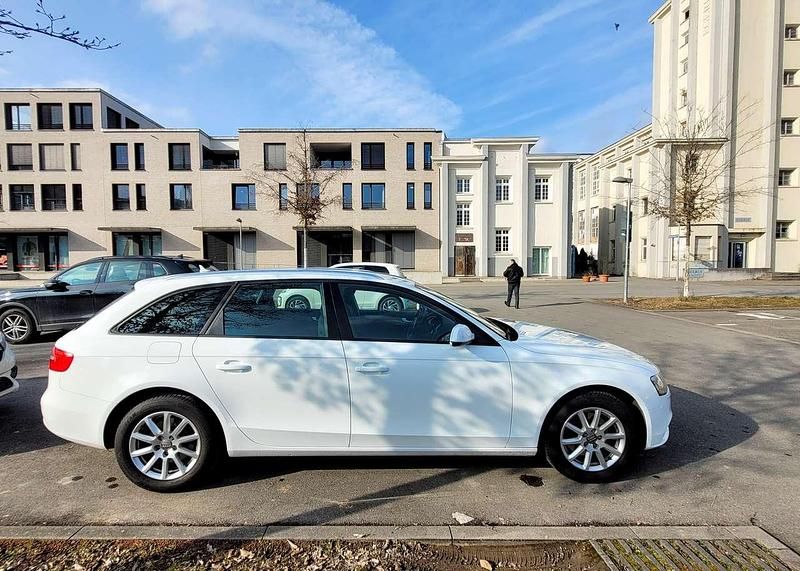 Gebraucht Audi A4 110 PS (80 kW) 2014 Limousine