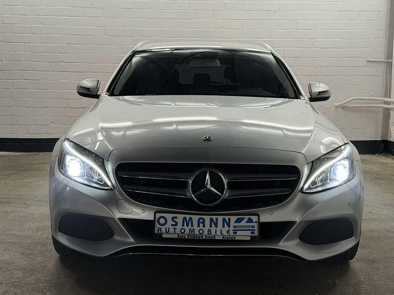 Gebraucht Mercedes C200 Avantgarde 136 PS (100 kW) 2017 Silber Kombi