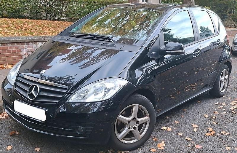 Schwarz Gebraucht 2009 Mercedes A150 Limousine | 1.950 € (Guter Preis) - Bild 1/4