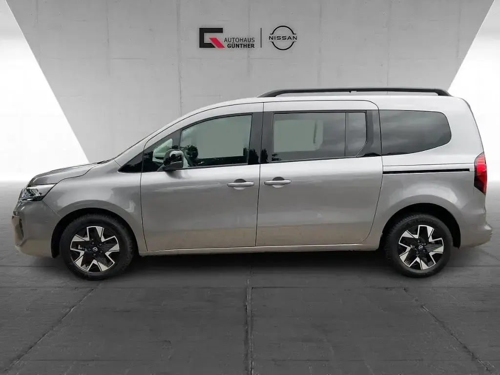 Gebraucht Nissan Townstar 360º 131 PS (96 kW) 2025 Grau Kombi