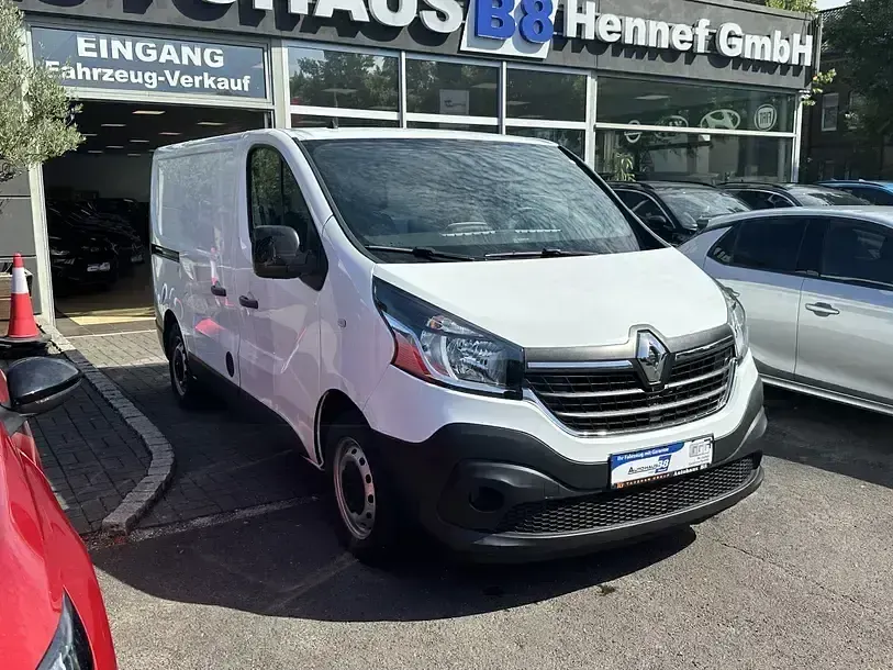 Gebraucht Renault Trafic 120 PS (88 kW) 2021 Weiß Van / Kleinbus