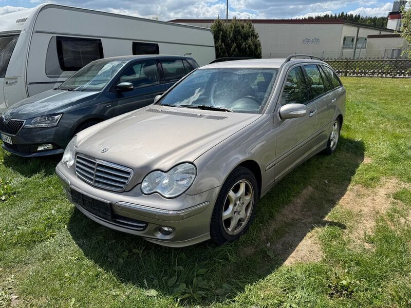 Silber Gebraucht 2007 Mercedes C220 Kombi | 1.600 € (Superpreis) - Bild 1/4
