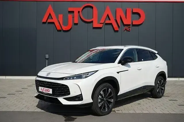 Neu MG HS Luxury 224 PS (164 kW) 2026 Weiß SUV