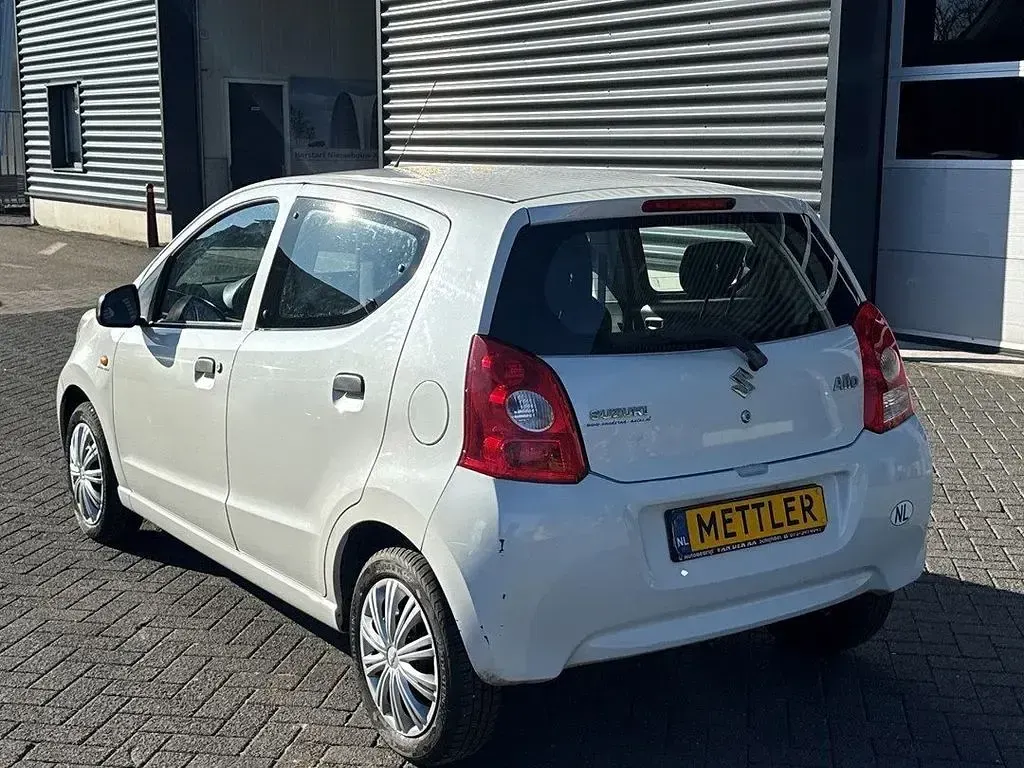 Gebraucht Suzuki Alto Comfort 68 PS (50 kW) 2010 Weiß Kleinwagen