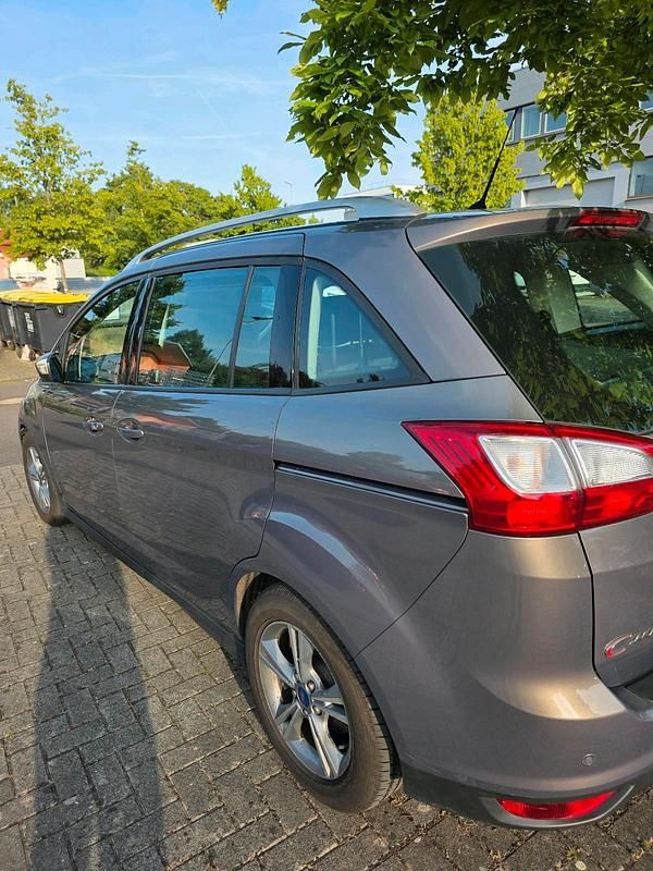Grau Gebraucht 2014 Ford C-MAX Van / Kleinbus | 4.299 € - Bild 1/4