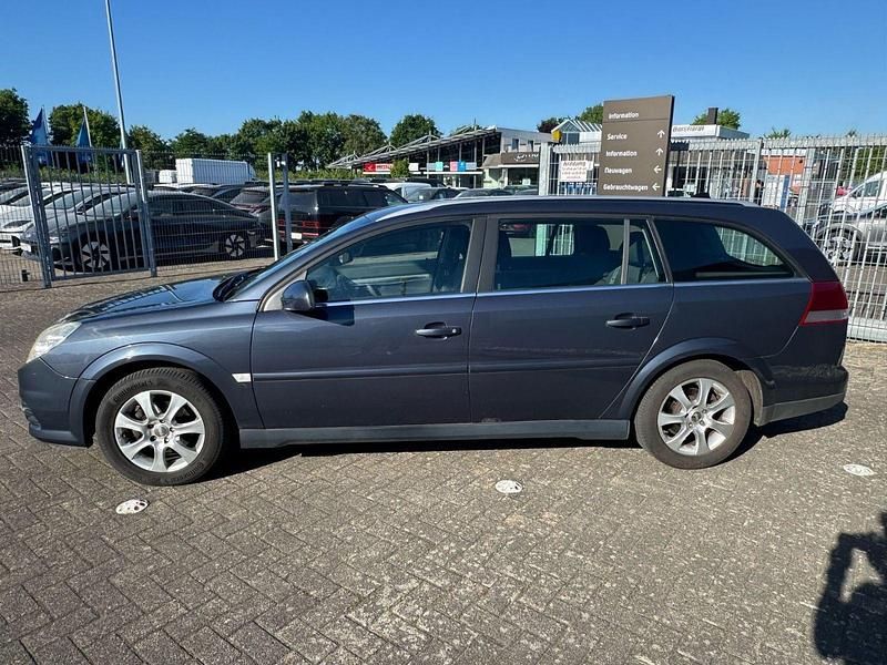 Gebraucht Opel Vectra 140 PS (102 kW) 2006 Blau Kombi