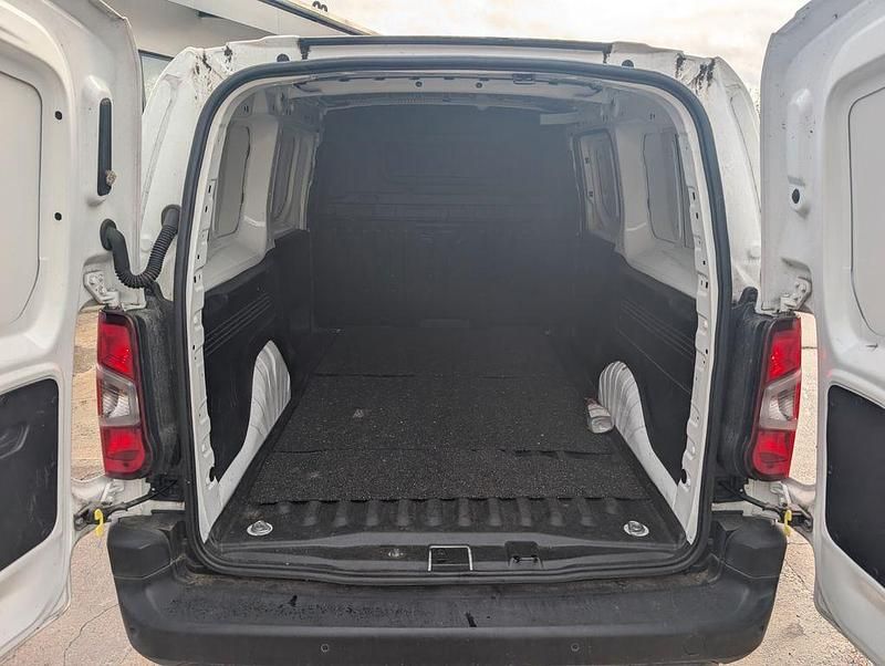 Gebraucht Opel Combo Life Edition 102 PS (75 kW) 2020 Weiß Van / Kleinbus